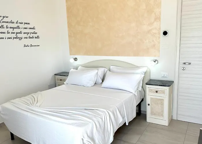 Residenza Luciani 3* 코마키오