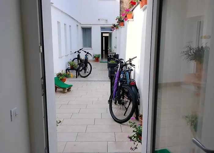 Residenza Luciani 게스트하우스 3*