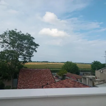 Residenza Luciani 3* Комаккьо